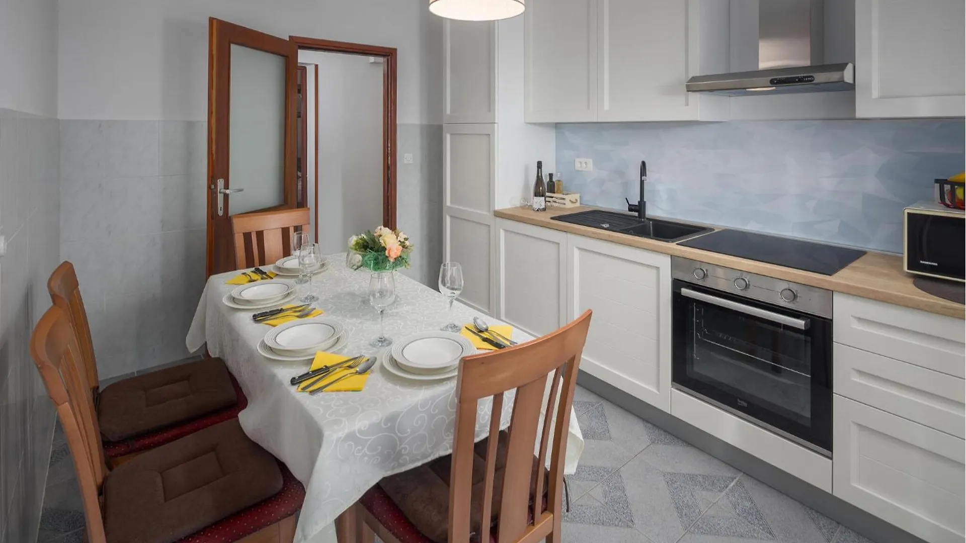 Lovely Apartment In Kastelir With Wifi