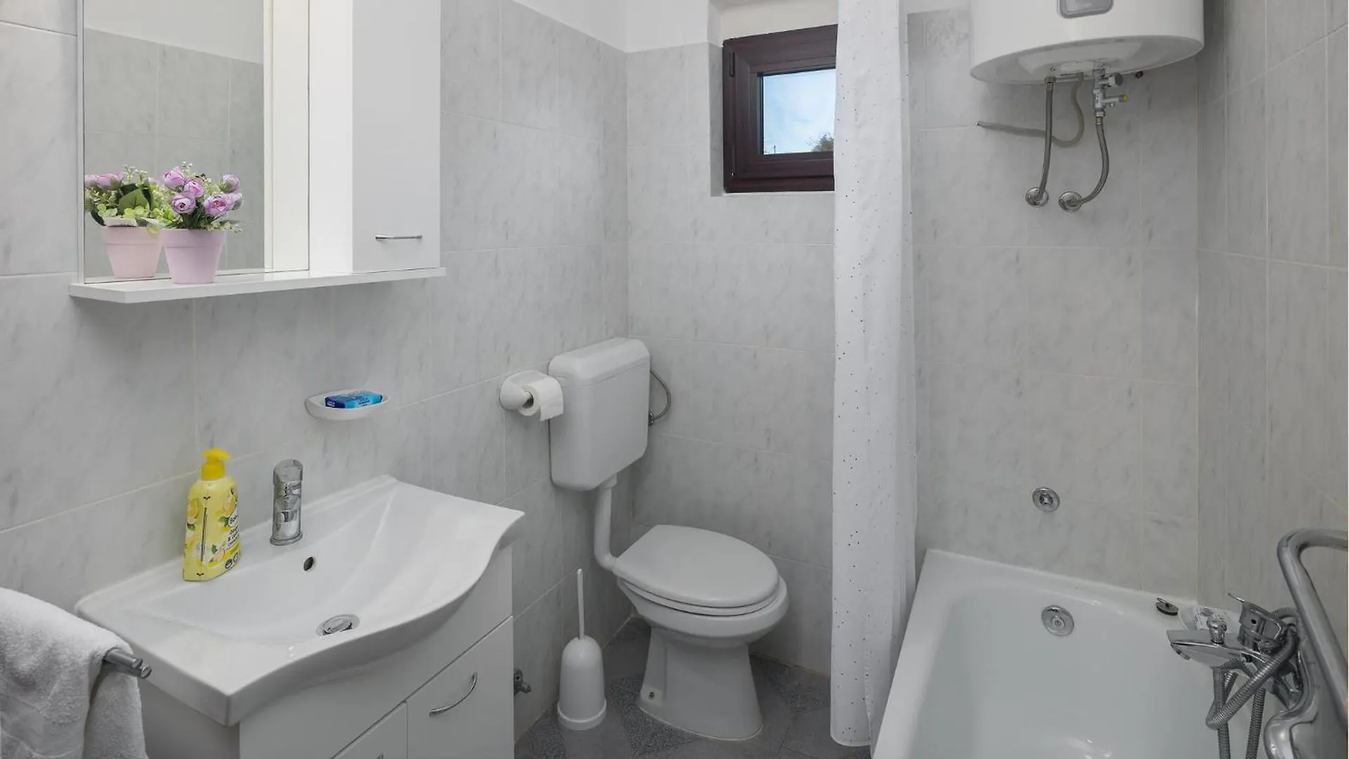Lovely Apartment In Kastelir With Wifi Croatia