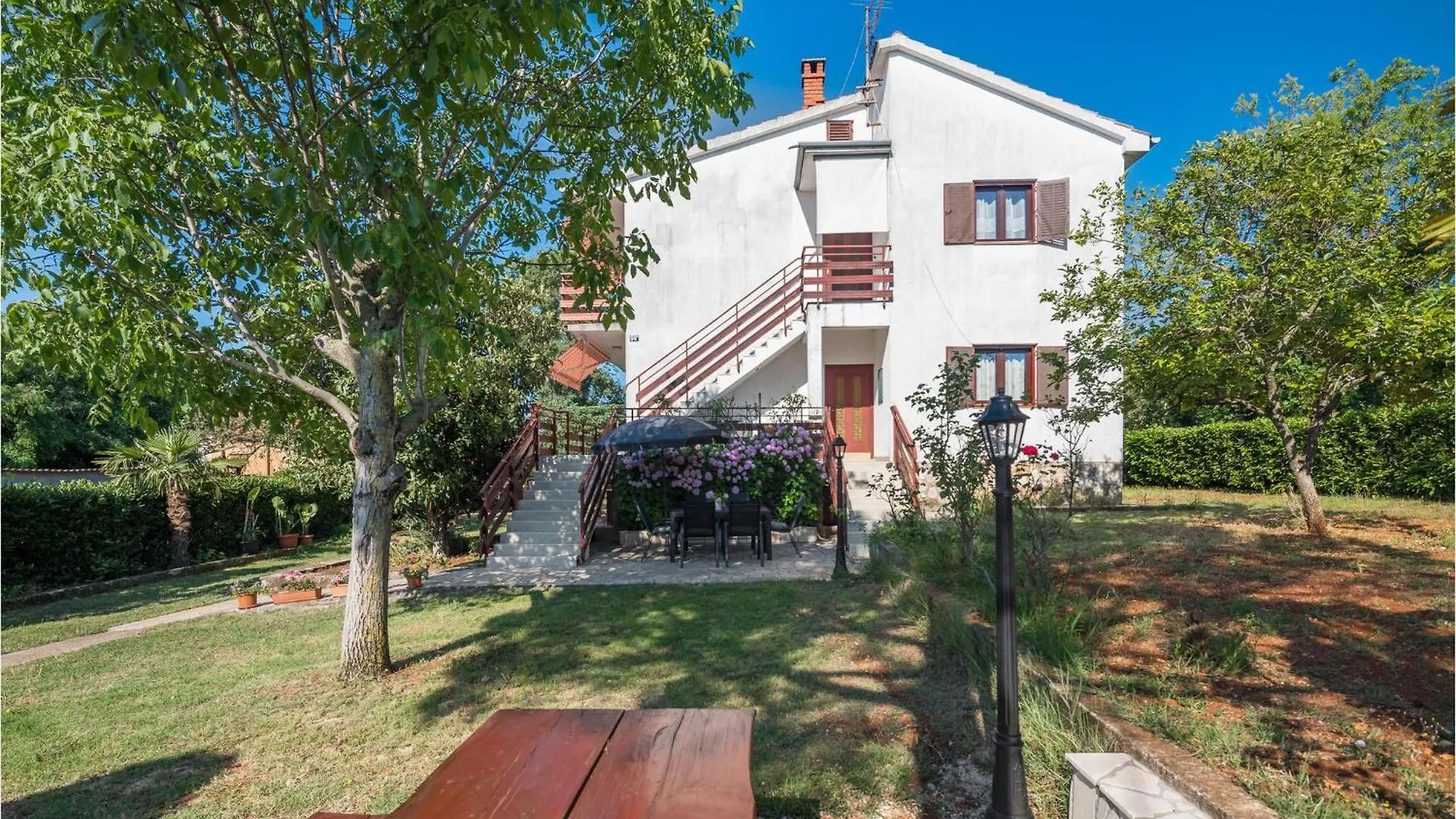 Lovely Apartment In Kastelir With Wifi