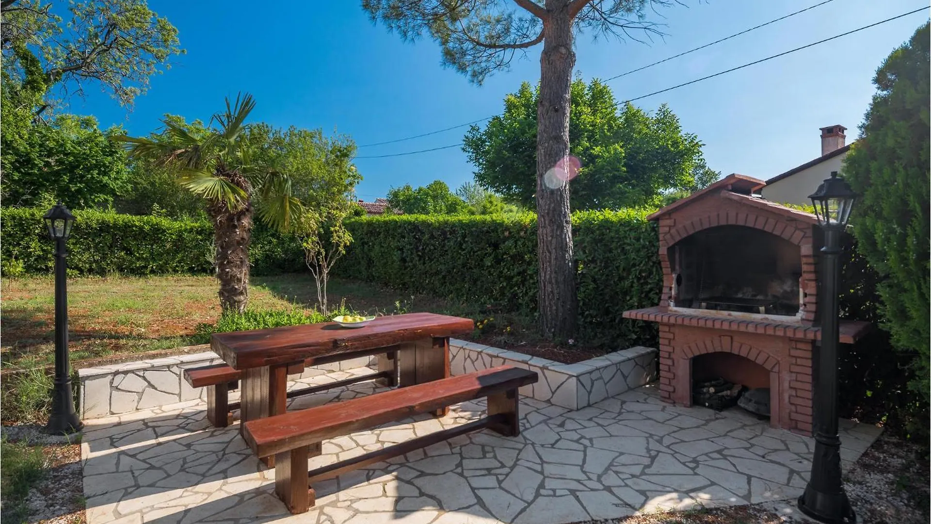 Lovely Apartment In Kastelir With Wifi Croatia